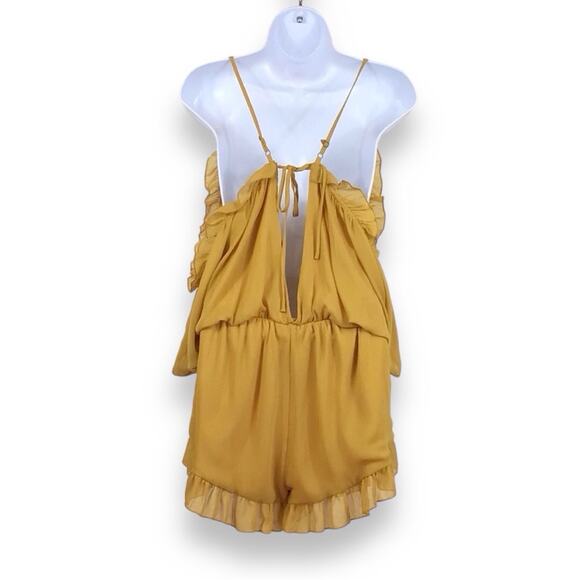 STELLA Chiffon Open Back Shorts Romper Mustard Gold size S - Picture 2 of 5
